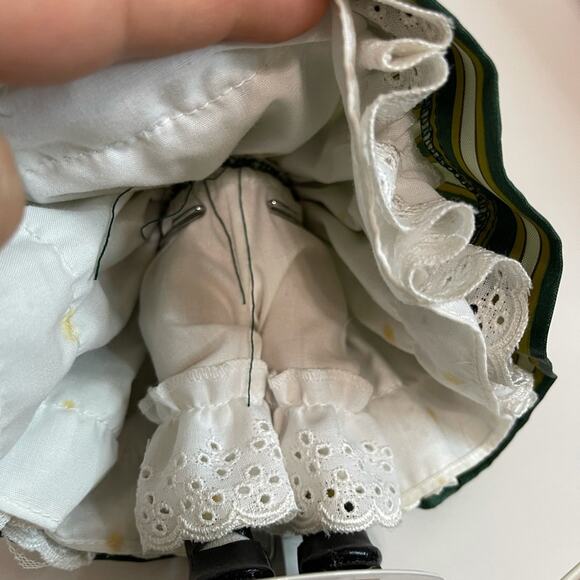 Vintage Hi! I’m Ginny- Jo- Little Women - Picture 7 of 7